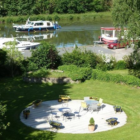Вілла Domaine Du Port Sainte Marie Maizieres-les-Vic Екстер'єр фото