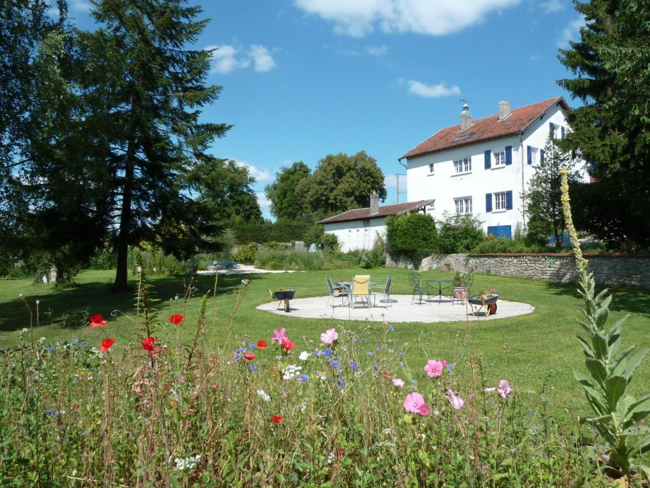Вілла Domaine Du Port Sainte Marie Maizieres-les-Vic Номер фото